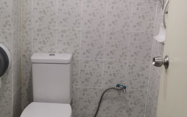 T T Hostel Kanchanaburi