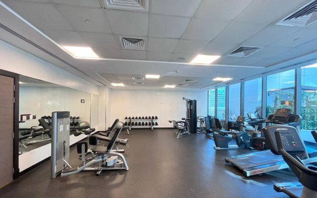 Stylish Marina-Front 2BR | Dubai Marina | Near Top Attractions