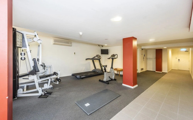 Ascot Quays Apartment 102