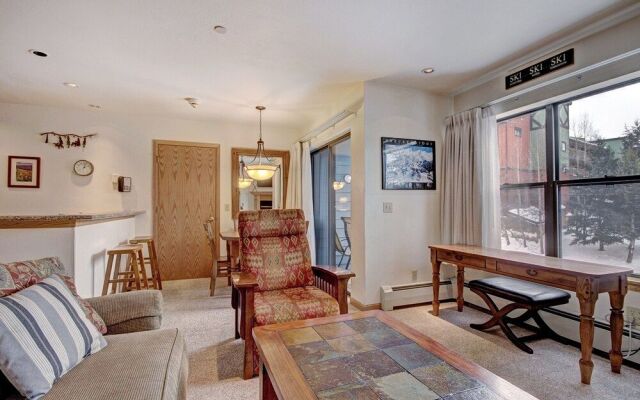 River Mtn Lodge W215C