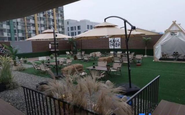 No.1 Hotel Apartment (Nanjing Jiangning Longhu Tianjie Zhushan Road Subway Station Branch)