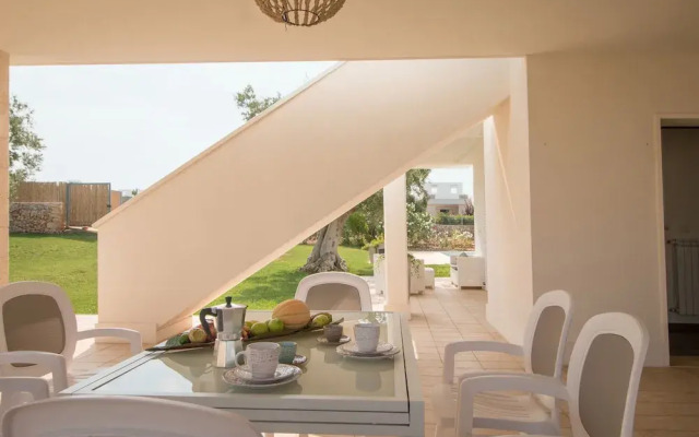 TD Villa Patrizia Pool & Alfresco Kitchen