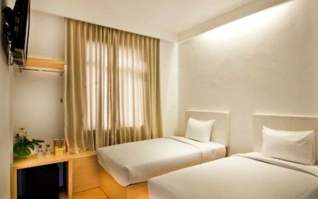 Kimono Hotel