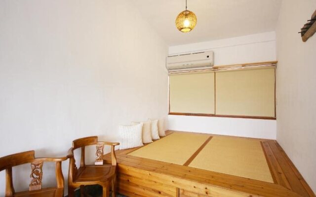 Little Time Guesthouse