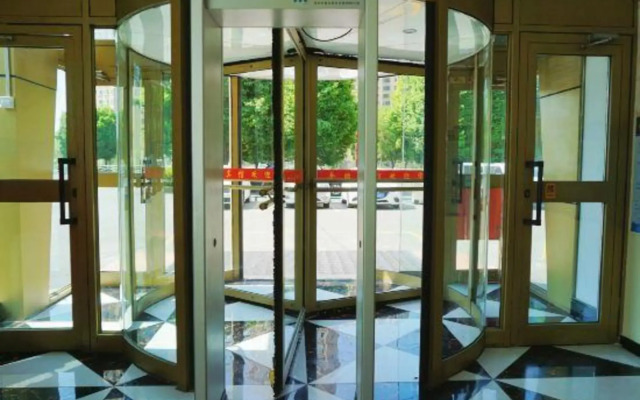 Jinxuan Hotel (Urumqi Miquan No.1 Middle School)