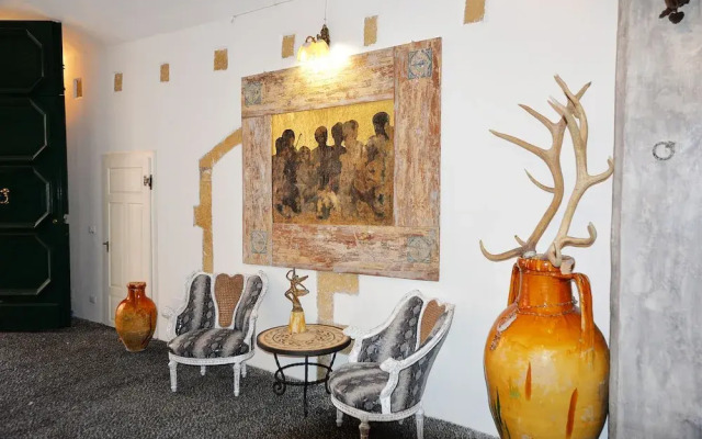 Salapolis Luxury Apartments