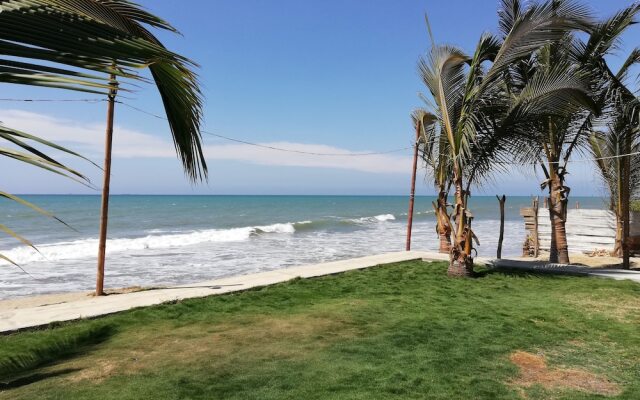 Hospedaje Cueva Beach