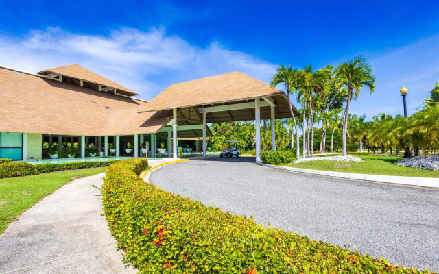 Private & Luxury Apartment Cocotal in Gated & Secured Community
