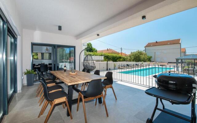 Poolincluded Villa Danijela