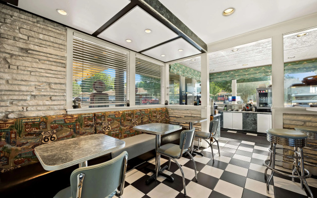 Best Western Route 66 Rail Haven