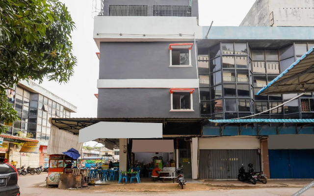 OYO 91305 Merah Putih Inn
