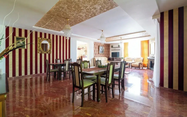 Faraway Aparthotel near Airport