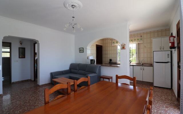 1112 Villa el Romeral