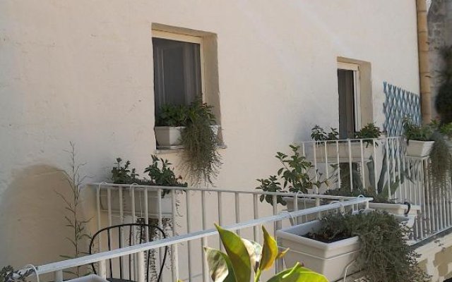 Alla dimora di Chiara Suite and Rooms