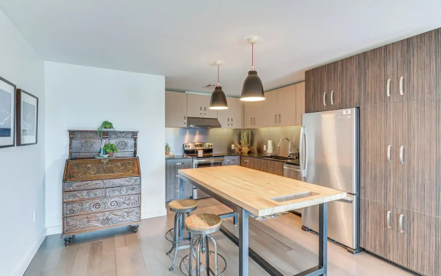 Modern Springfield Apartment ~ 7 Mi to Downtown!