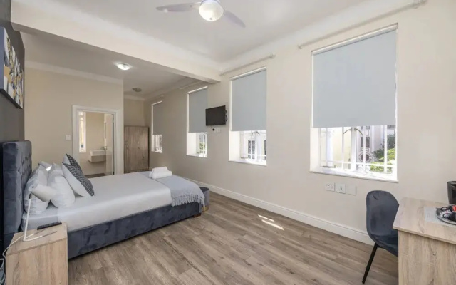 Cape Legacy - Bright Studio Suite