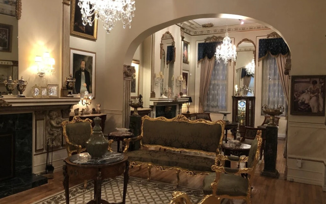 Le Château du Faubourg B&B
