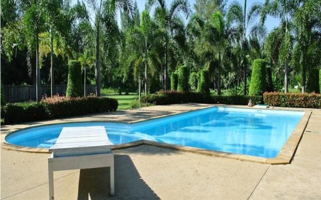 Cha-am Fishing Inn and Resort