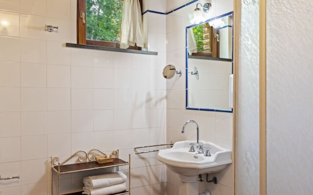 Charming Umbrian Stay for 4 Guests