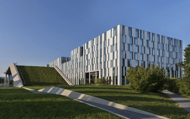 Stellaris Apartment Hotel