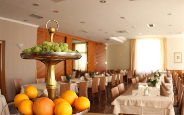 Hotel Piramida