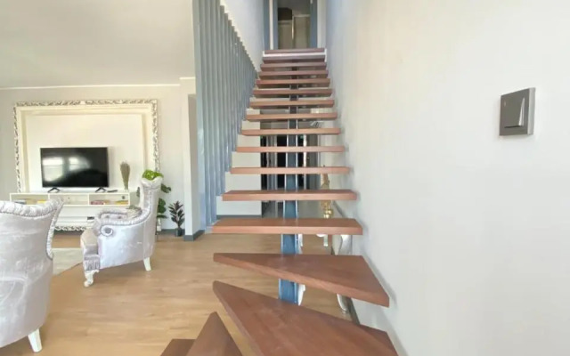 Luxury Duplex with Terrace Apartment by Siena Suites