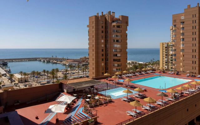 Las Palmeras Affiliated by FERGUS Hotel 