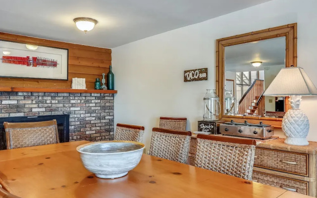 The Other Castle 5 Bedroom Home by RedAwning