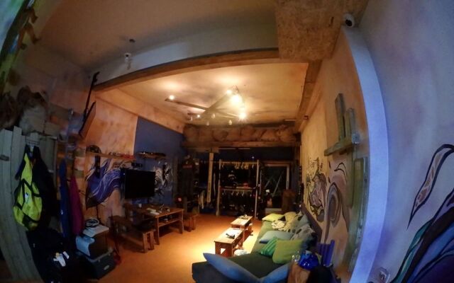 Kenting Diving Bar Homestay