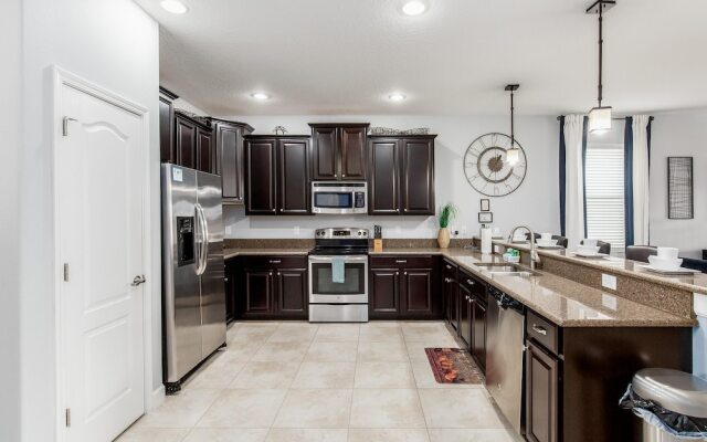 Moon Villa by Florida Spirit