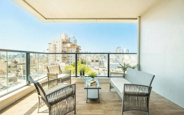 Sea Breeze Netanya Retreat by Sea N Rent