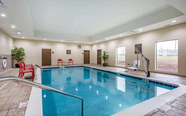 Comfort Suites Bowling Green Southeast