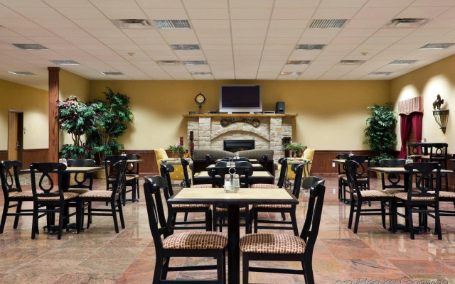 Holiday Inn Express Salado-Belton by IHG