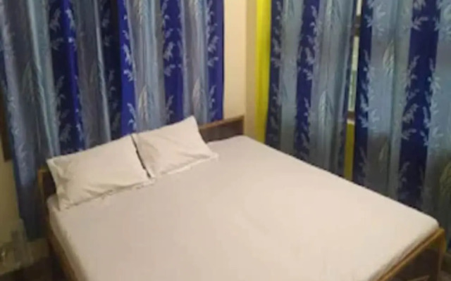 Goroomgo Uma Ganga Guest House Varanasi