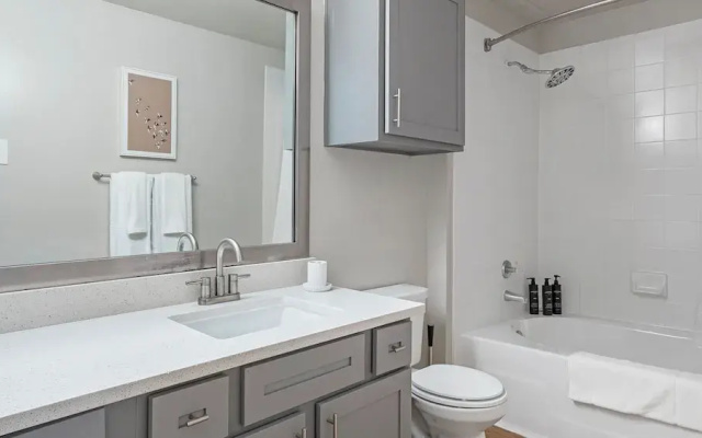 Landing Apartments West Houston