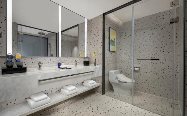 Shanghai Ramada East