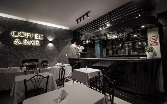 Saint Germain Hotel
