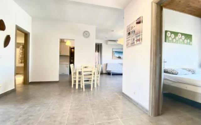EllinFos ApartHotel