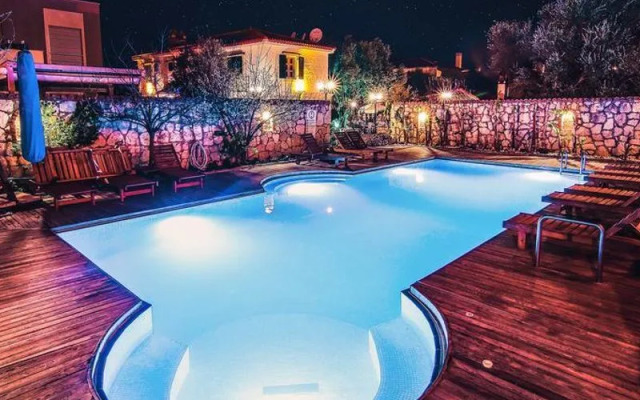 Boreas Buti̇k Otel
