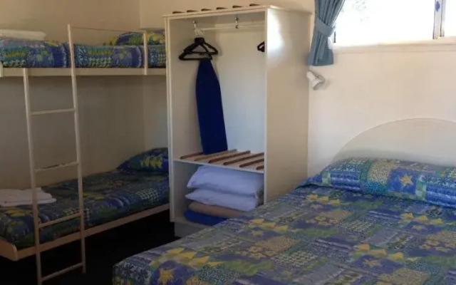 Bottle Tree Gardens Motel