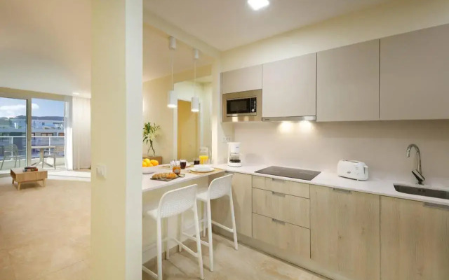 Marinell Collection Palm-Mar