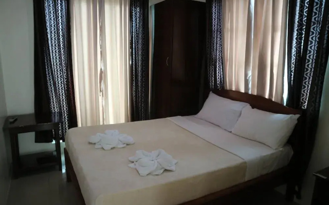 S-E Hotel and Residence