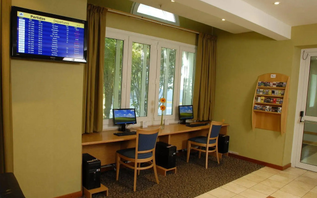 Aeroparque Inn and Suites