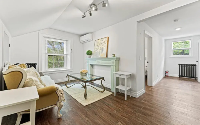 Private Apt Neardowntown Ideal for Long Stays U4