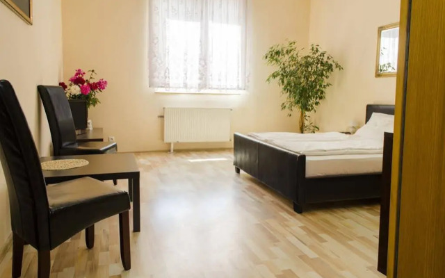 Hostel - Kartuska