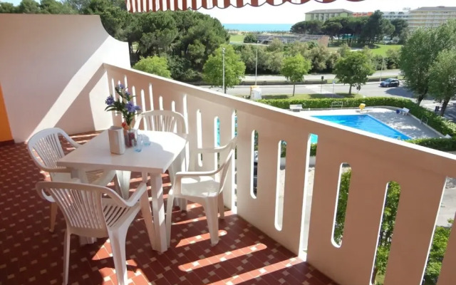 Great Flat With Shared Pool and Lovely Balcony