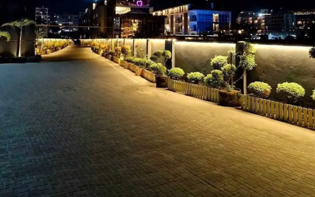 Green Nature Resort and Suites
