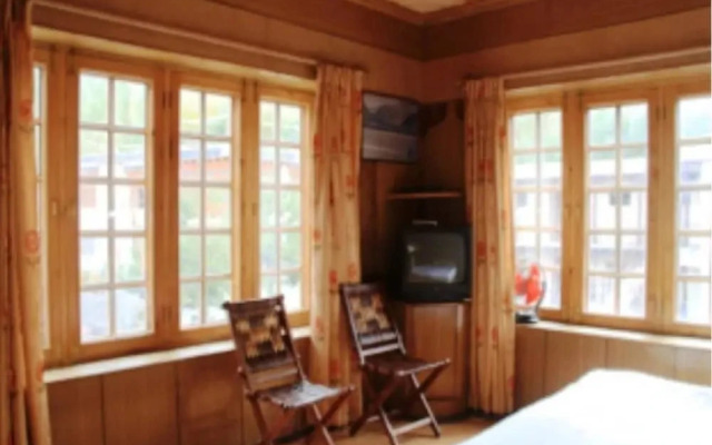 Nezer Homestay