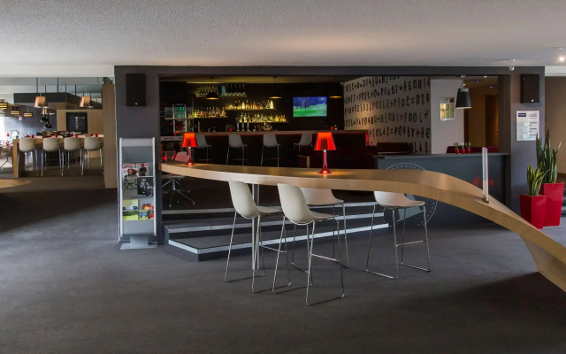 KYRIAD MONTCHANIN - Le Creusot