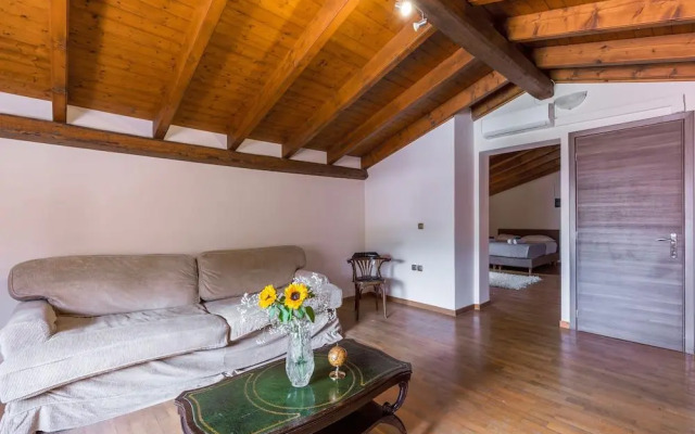 Moraitis Mansion